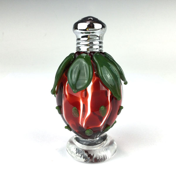 Strawberry Picnic Salt and Pepper Shakers - Image 3